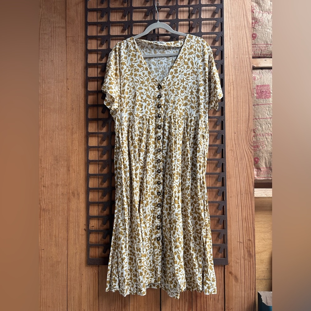 Madewell Button-Front Midi Dress in Batik Vine